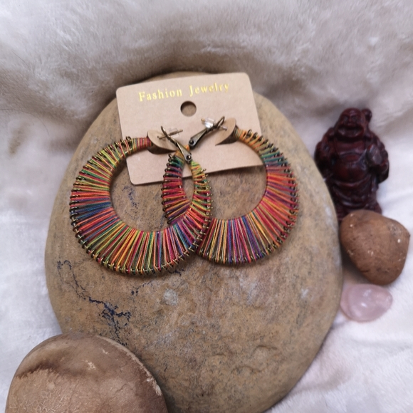 FREE WITH PURCHASE. Earrings - Picture 1 of 1